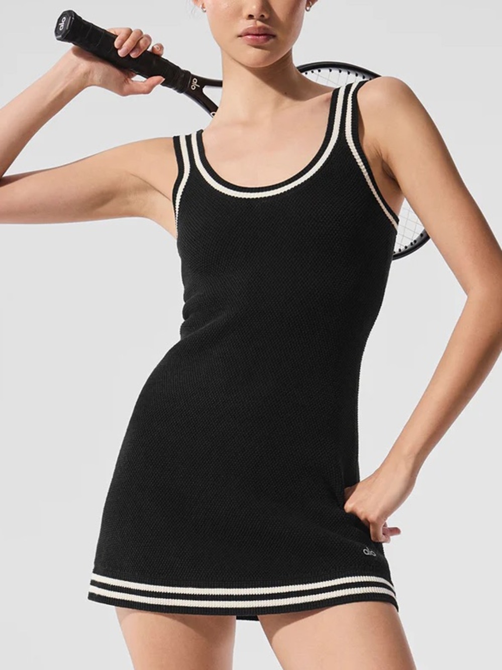 ALO TENNIS CLUB SWEATER KNIT DRESS × 1
Black/Ivory / XS